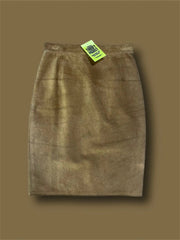 Reindeer skirt with slit size 42