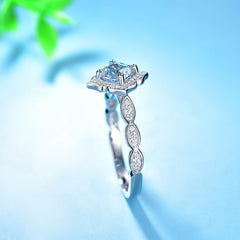 1 Carat Flower Cluster Moissanite Diamond Ring