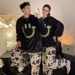 Matching Couple Pajamas Set �Smiley Face Coral Fleece Loungewear