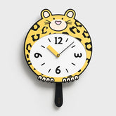 Leopard-Themed Silent Wall Clock �Eco-Friendly, Artistic Design