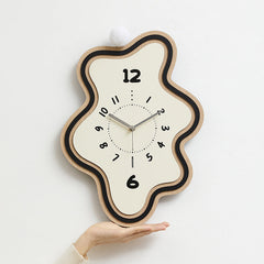 Gulleiâ„?Decorative Odd Shaped Silent Wall Clock