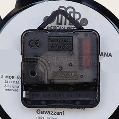 Wolf Jungle Themed Silent Wall Clock â€?Wilderness Design