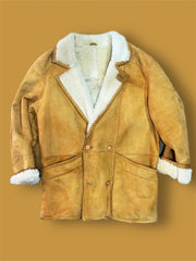 Oversized vintage sheepskin size 50