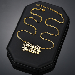 Gulleiâ„?Personal 3 Names Vertical Necklace