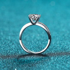 1 Carat Moissanite Twist Band Women Ring