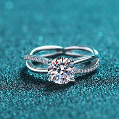 1 Carat Moissanite Twist Band Women Ring