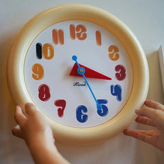 Round Silent Wall Clock â€?12" (Non-Ticking)