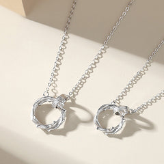 Mobius Rings Couple Necklaces Set