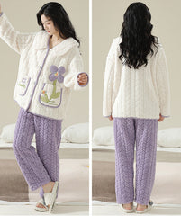 Women Pajamas Set â€?Cozy Floral Applique Coral Fleece Pajamas