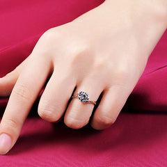 2 Carats Moissanite Diamond Ring for Her
