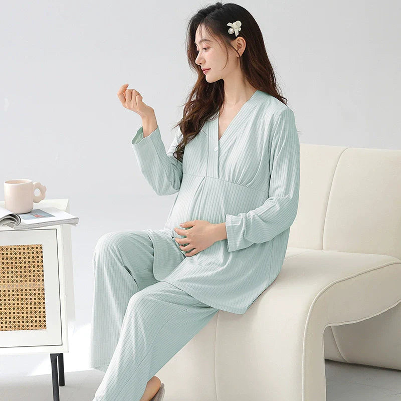 Organic Cotton Maternity & Nursing Pajamas with Built-in Breast Pads