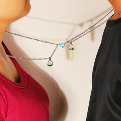 Magnetic Hearts Night-Glowing Couple Necklaces (Set of 2)