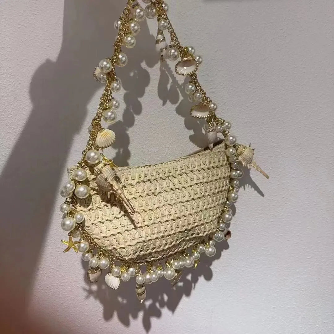 Fairy Pearl Conch Grass Woven Bag