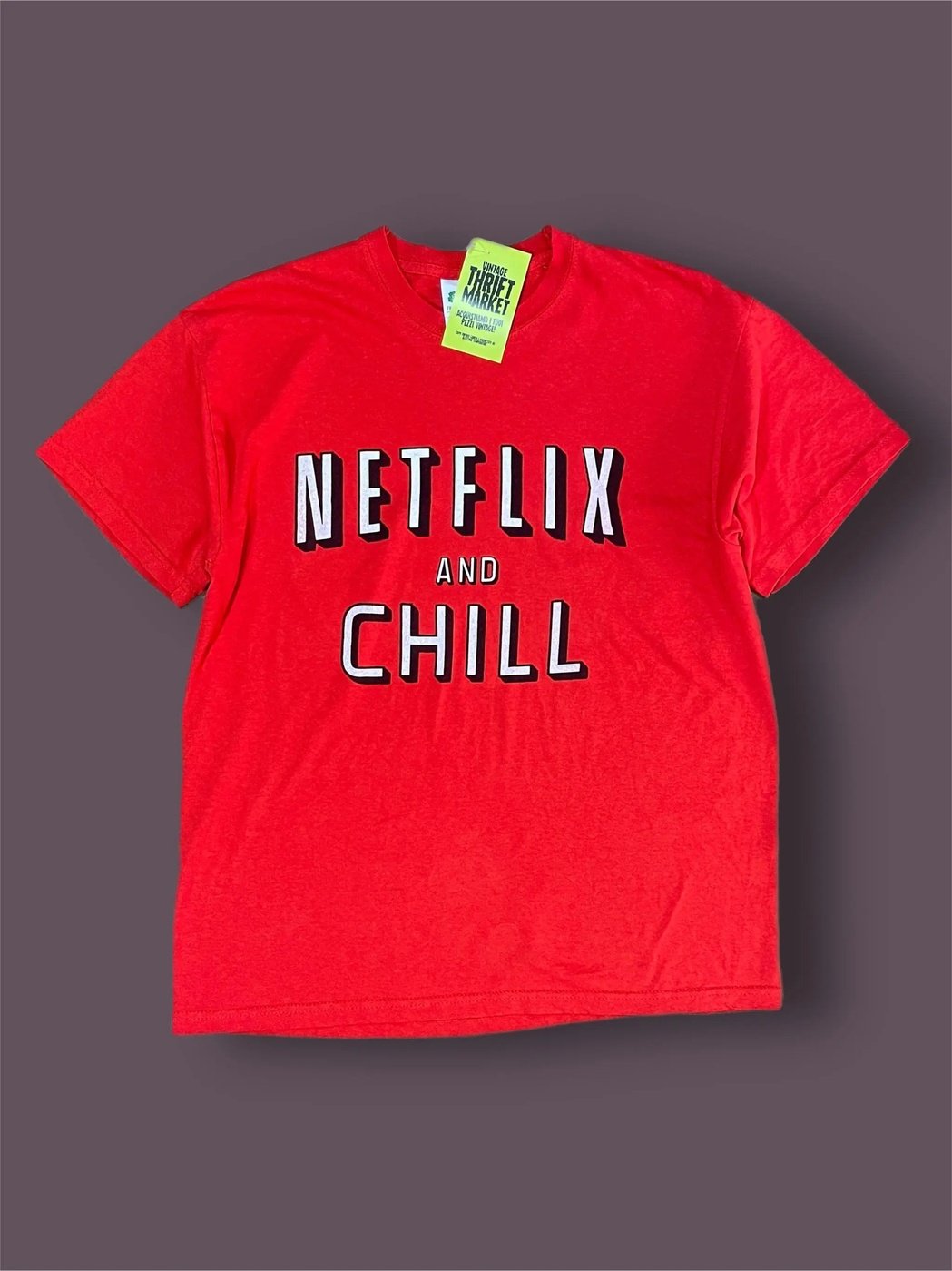 Vintage Netflix and Chill T-Shirt size M