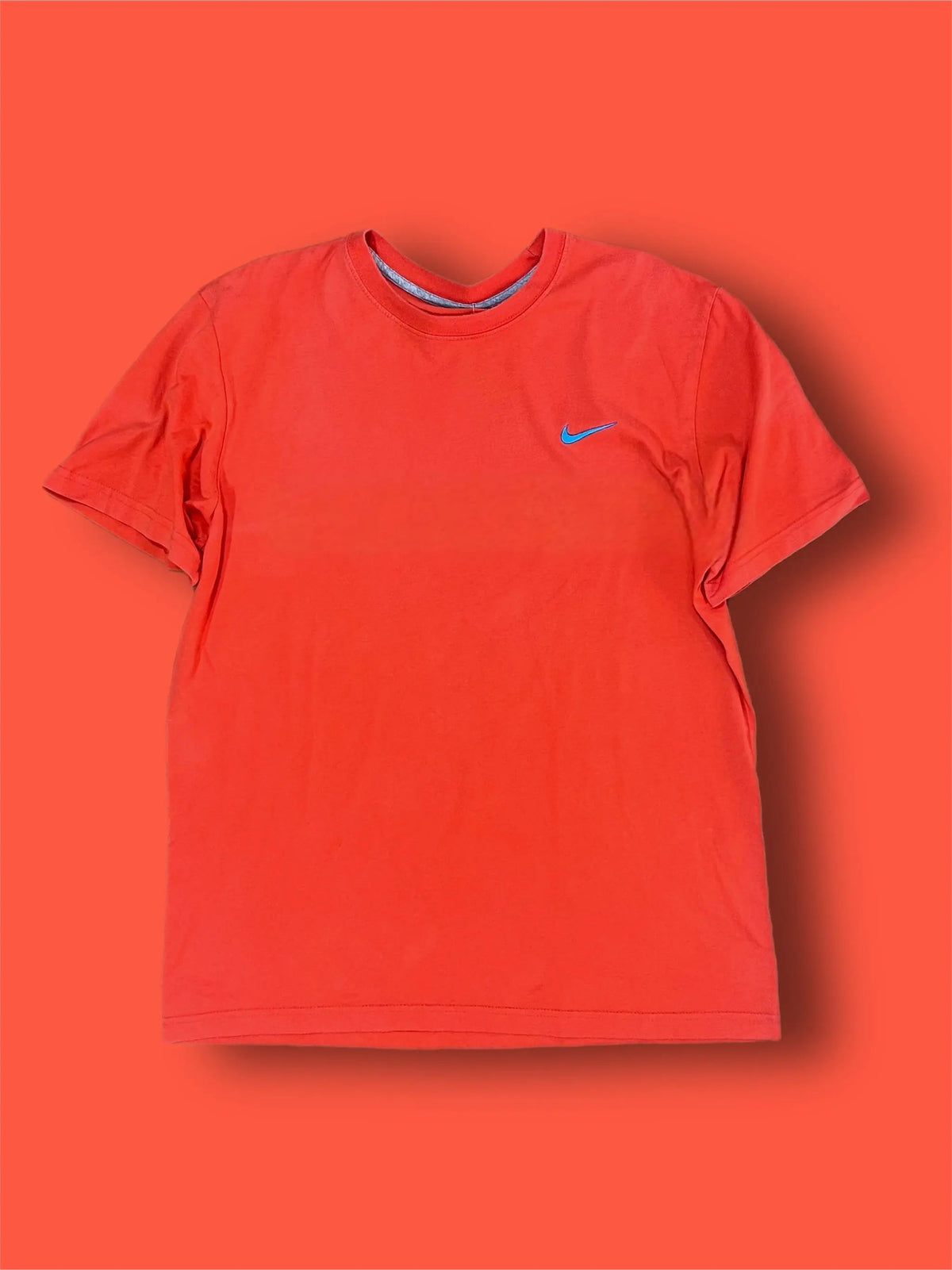 Nike basic swoosh vintage t-shirt size L